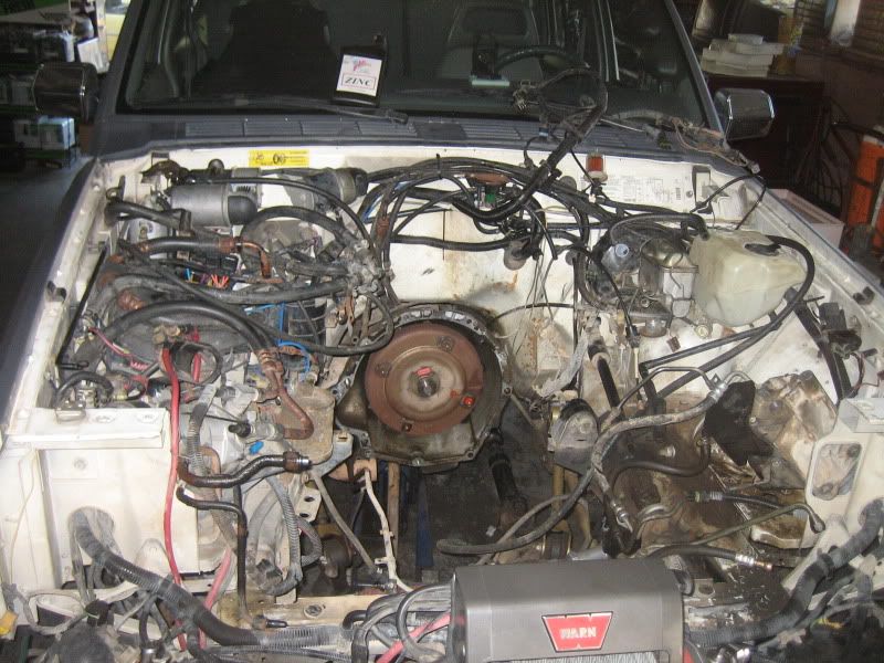Cherokeeengineswap001.jpg