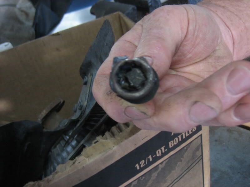 Cherokeeengineswap007.jpg