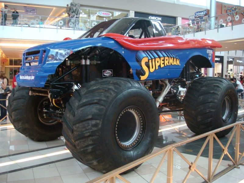 Superman Monster Trucks