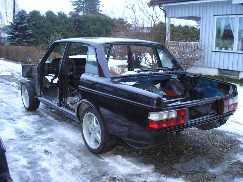 volvo240002.jpg
