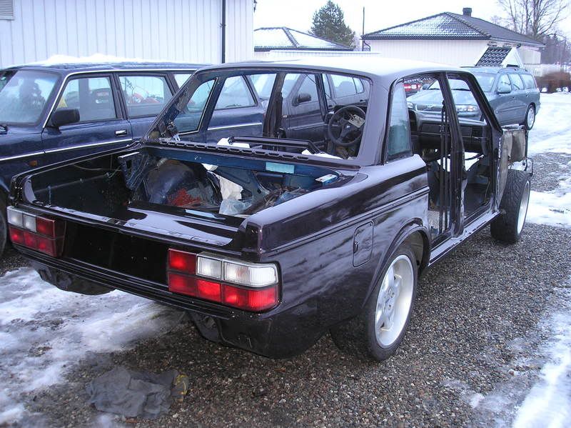 volvo240004.jpg