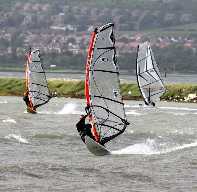 IMAGE: http://i133.photobucket.com/albums/q54/maypole_photos/three-1.jpg