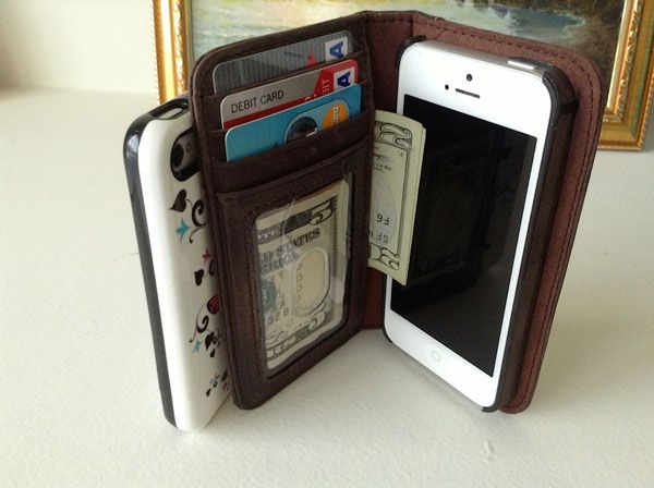 BookBook for iPhone 5