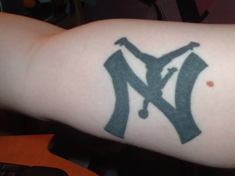 heres mine yankess N upside dwn jumpman = NY