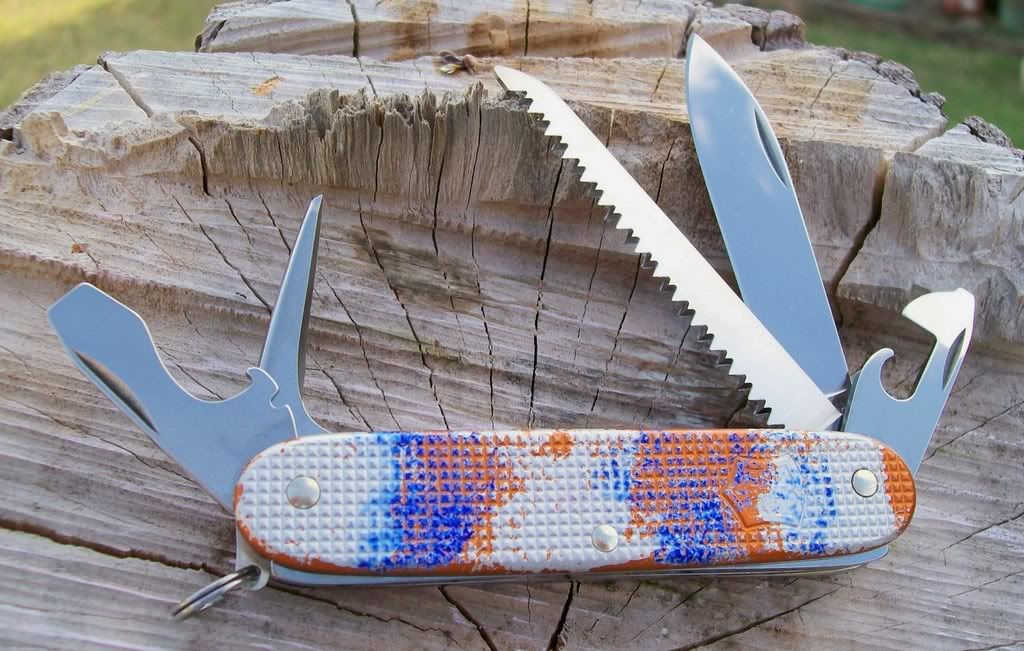 [Linked Image from i133.photobucket.com]