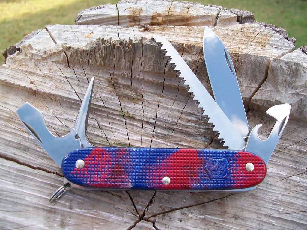 [Linked Image from i133.photobucket.com]