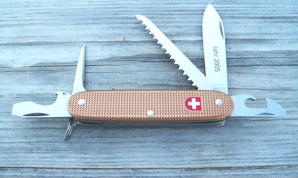 [Linked Image from i133.photobucket.com]