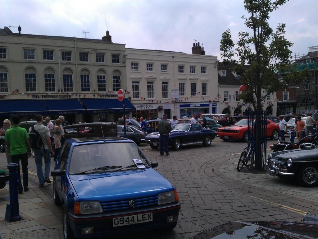 Warwick Retro car show