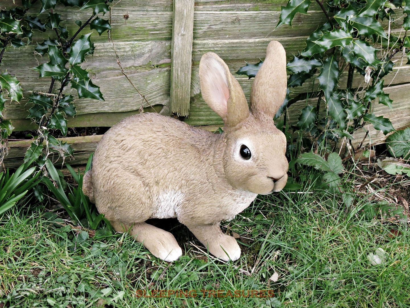 resin garden bunnies