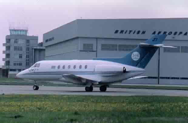 http://i133.photobucket.com/albums/q75/SmallAirForces/Bae125-800B.jpg