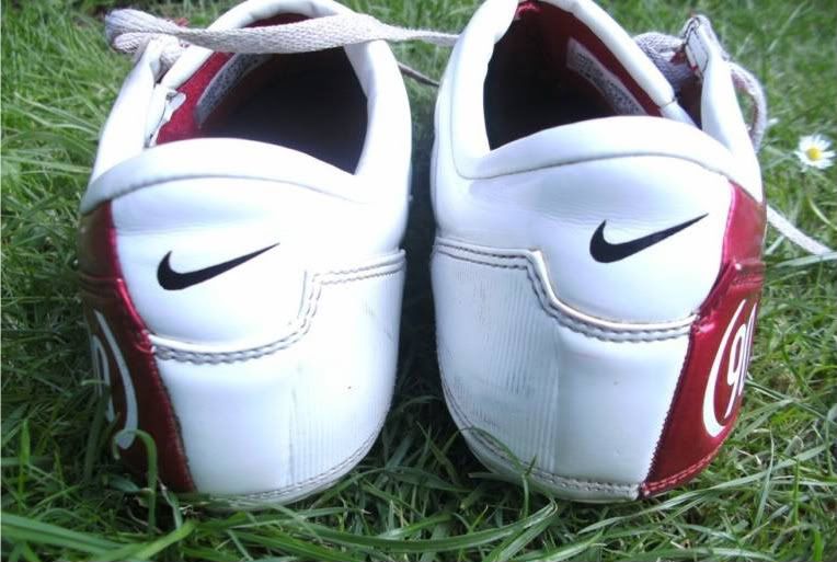 nike total 90 football boots size 9