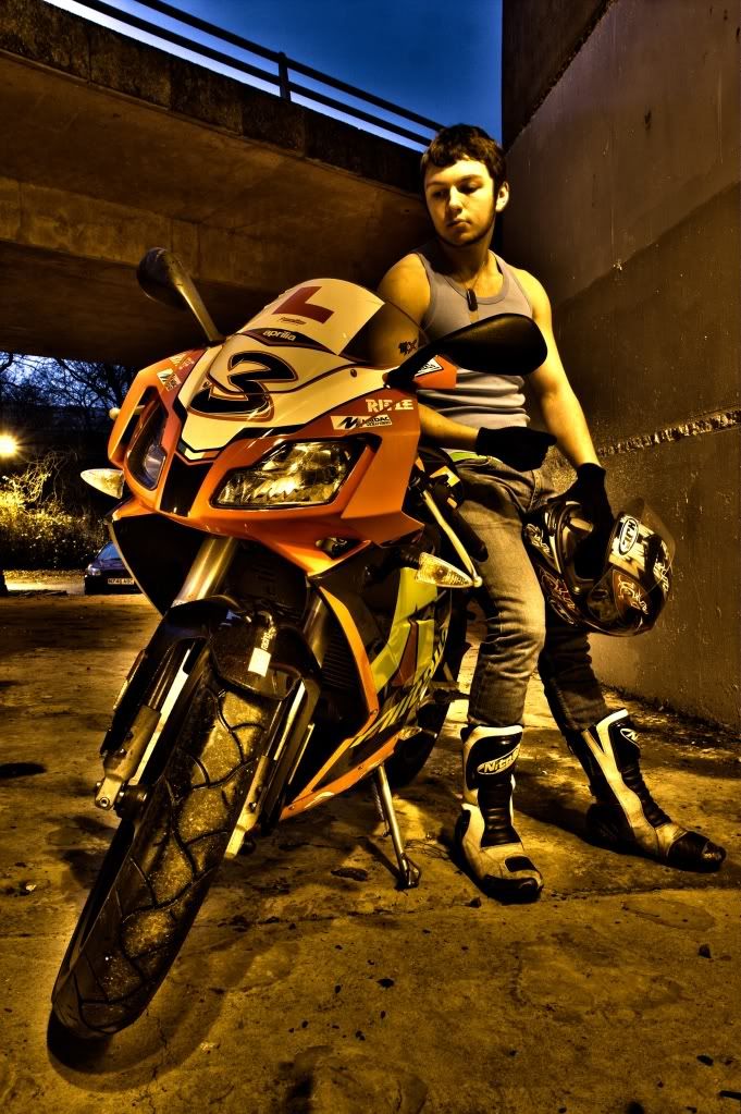 IMAGE: http://i133.photobucket.com/albums/q77/Road_Rebel/IMG_2914-HDR.jpg