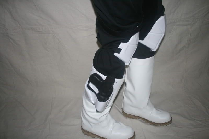 TB9963Boots.jpg